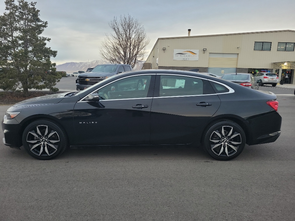 2017 Chevrolet Malibu LT Sedan 4D