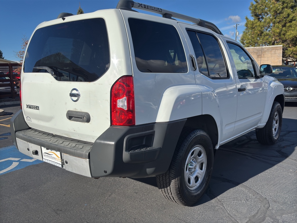 2015 Nissan Xterra X photo 3