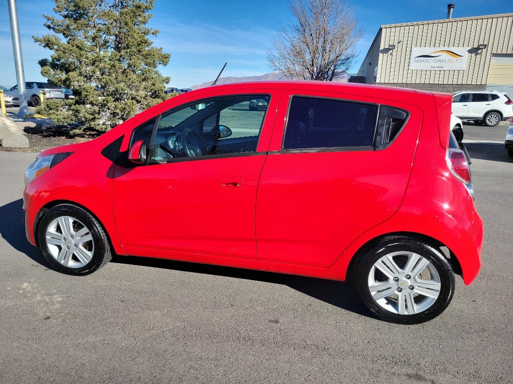 2014 Chevrolet Spark 1LT Hatchback 4D