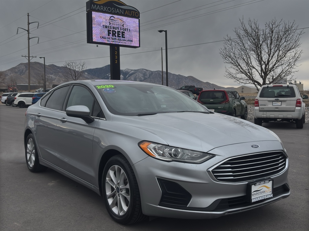 2020 Ford Fusion Hybrid SE
