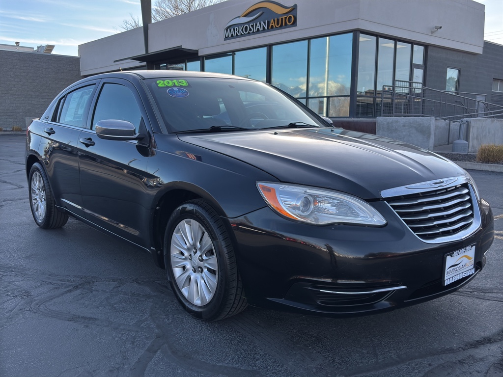 2013 Chrysler 200 LX