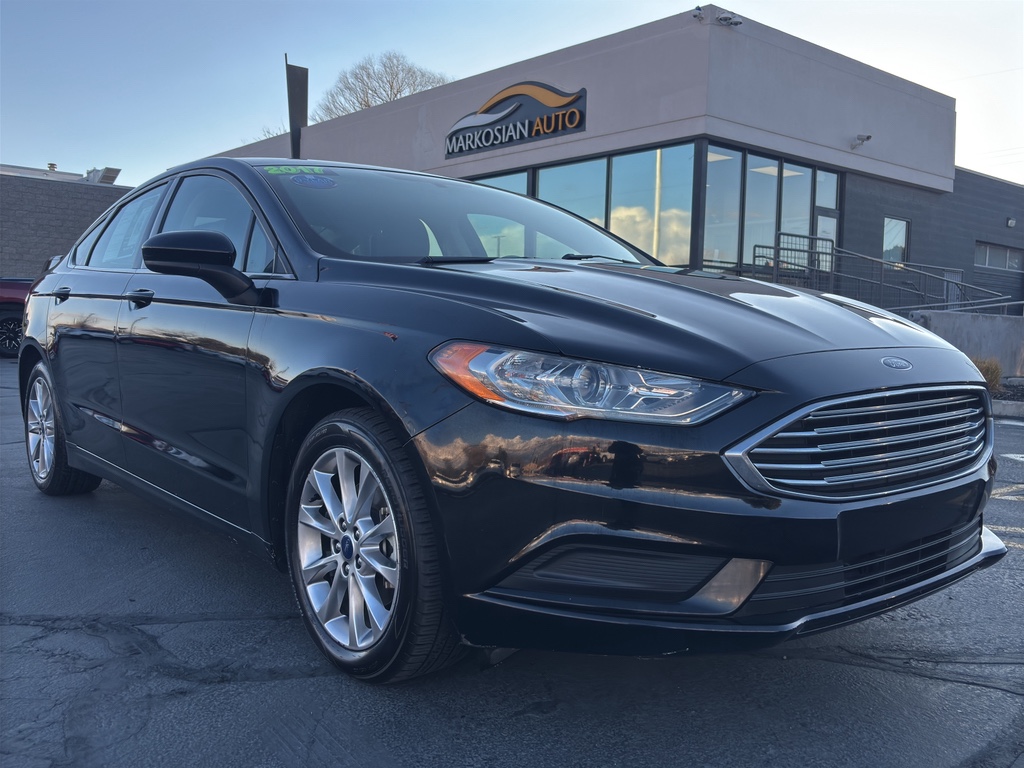 2017 Ford Fusion Hybrid SE