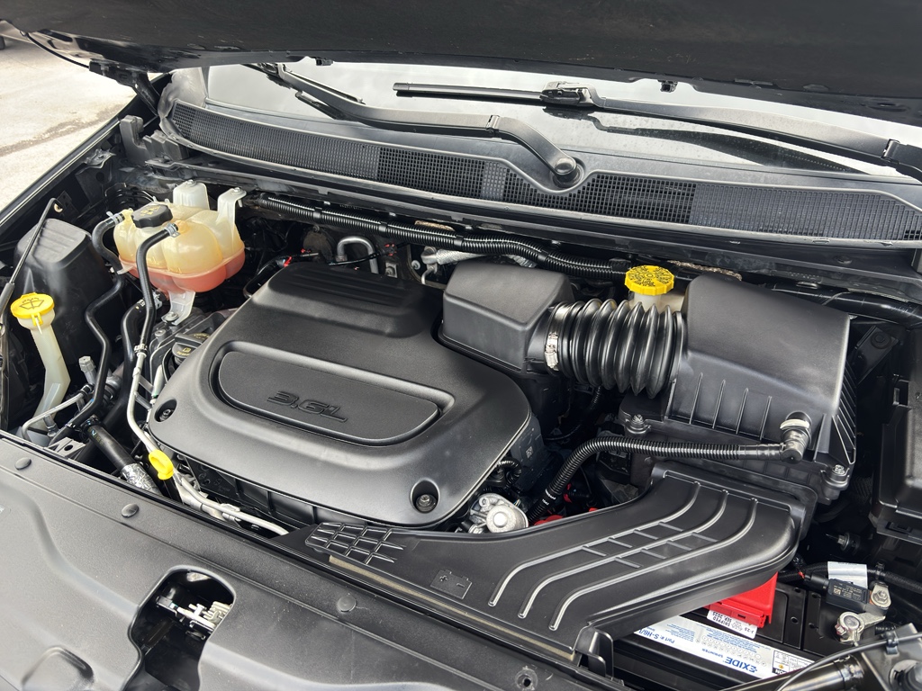 2022 Chrysler Voyager LX - Photo 20