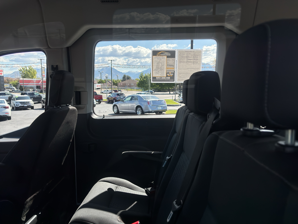 2021 Ford Transit Passenger Van XLT - Photo 15