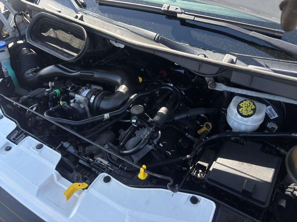 2021 Ford Transit Passenger Van XLT - Photo 20