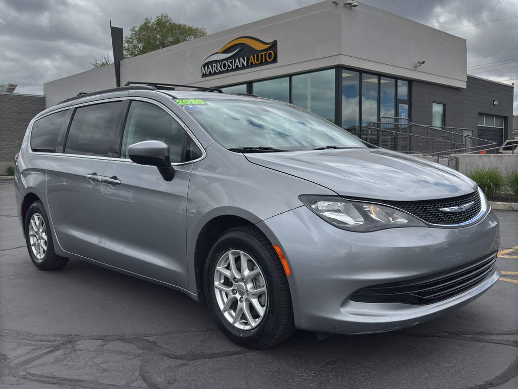 2020 Chrysler Voyager LXI