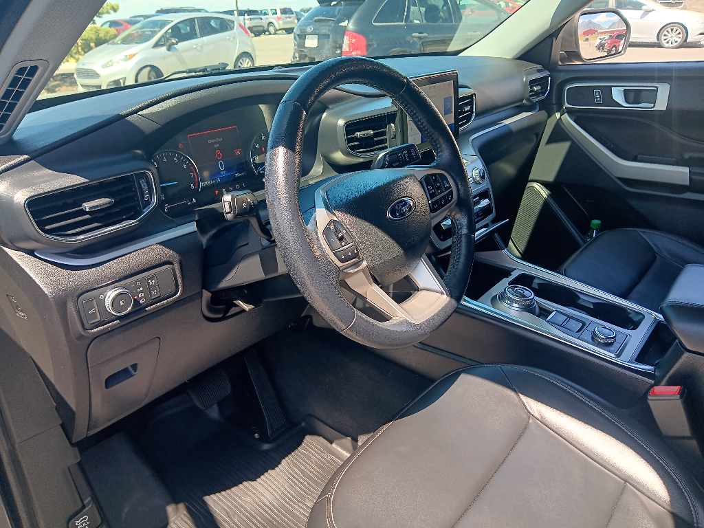 2022 Ford Explorer XLT - Photo 16
