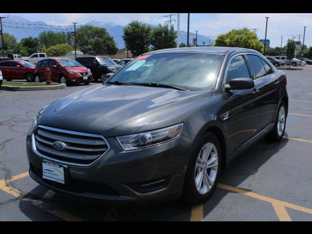 2016 Ford Taurus SEL FWD's photo
