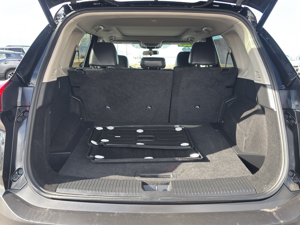 2023 Nissan Rogue SV - Photo 12