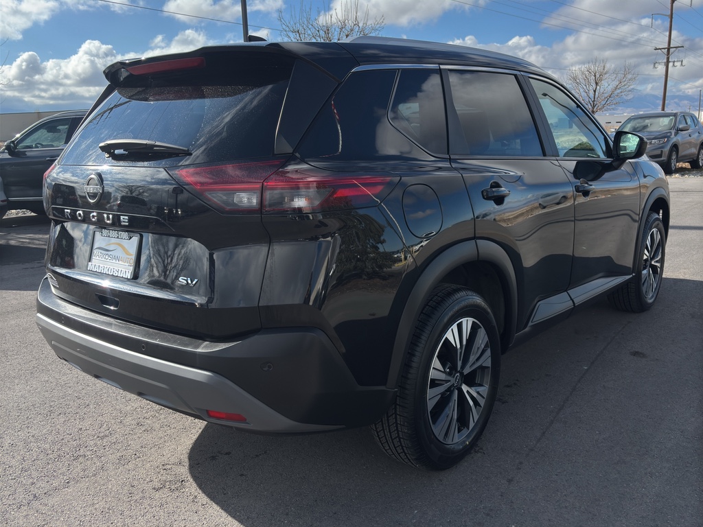 2023 Nissan Rogue SV - Photo 7