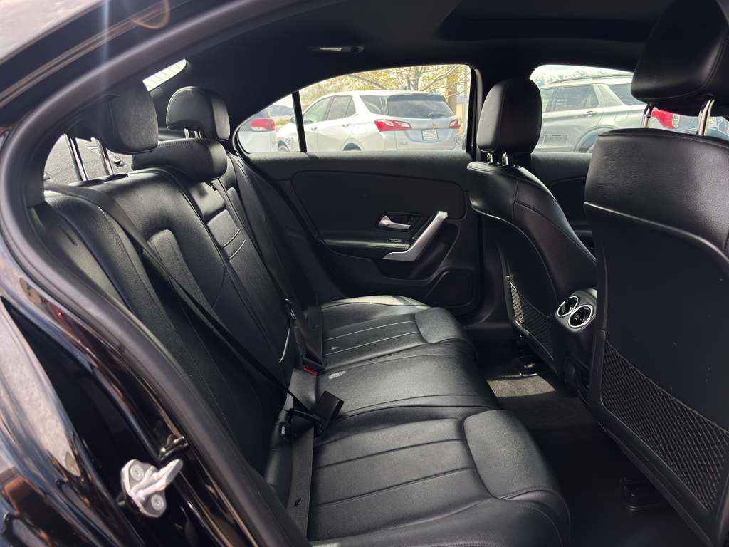 2022 Mercedes-Benz A-Class A220 - Photo 10