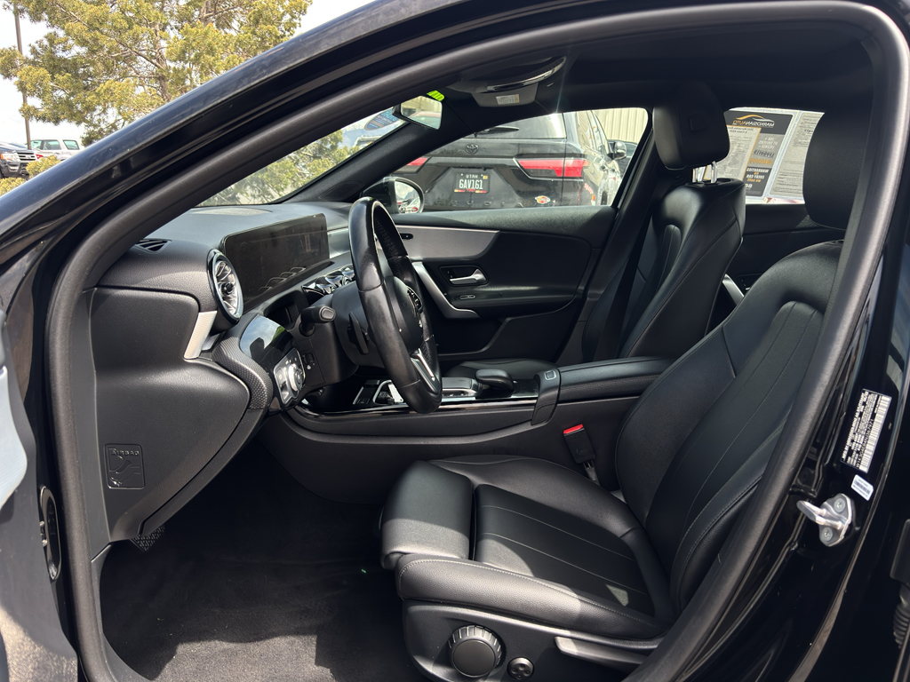 2022 Mercedes-Benz A-Class A220 - Photo 14