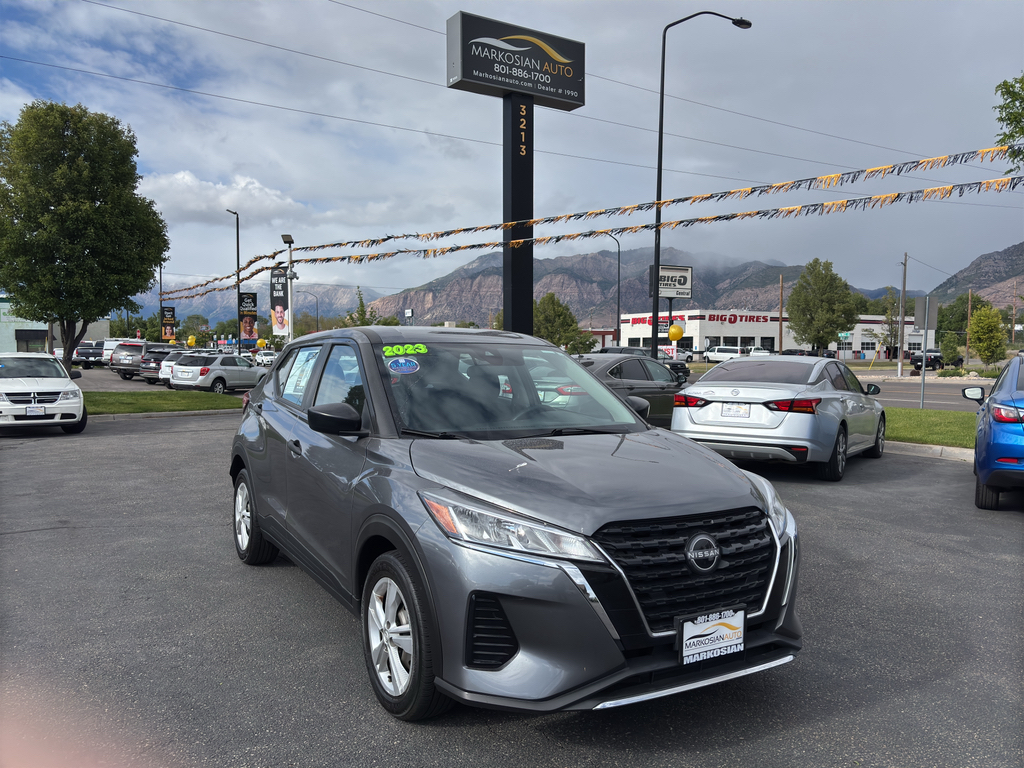 2023 Nissan Kicks 1.6 S's photo