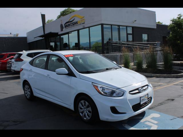 2017 Hyundai Accent SE 4-Door 6-Speed Automatic's photo