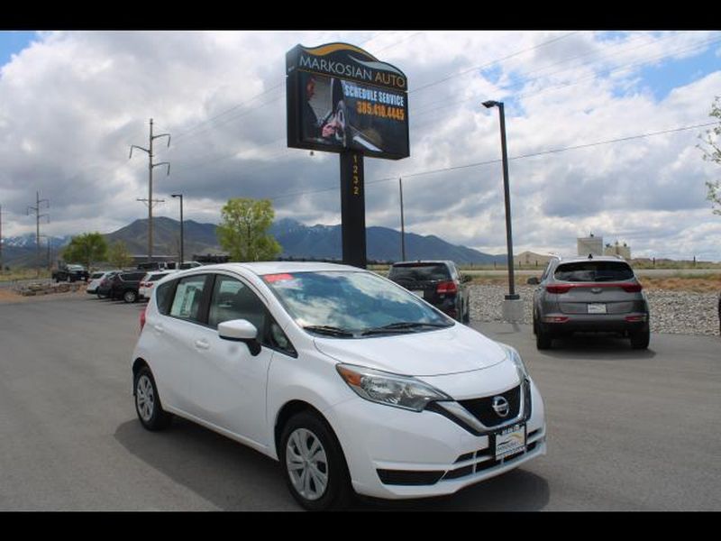 2019 Nissan Versa Note 1.6 S CVT's photo