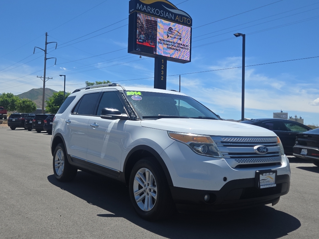 2014 Ford Explorer XLT 4x4's photo