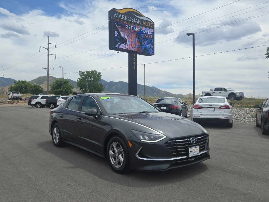 2020 Hyundai Sonata SE's photo