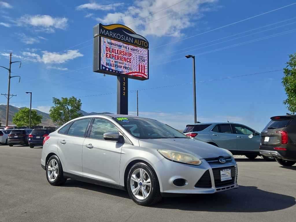 2014 Ford Focus Sedan SE's photo