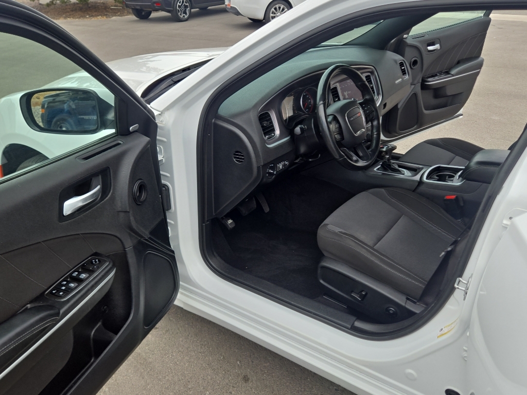 2021 Dodge Charger SXT - Photo 9