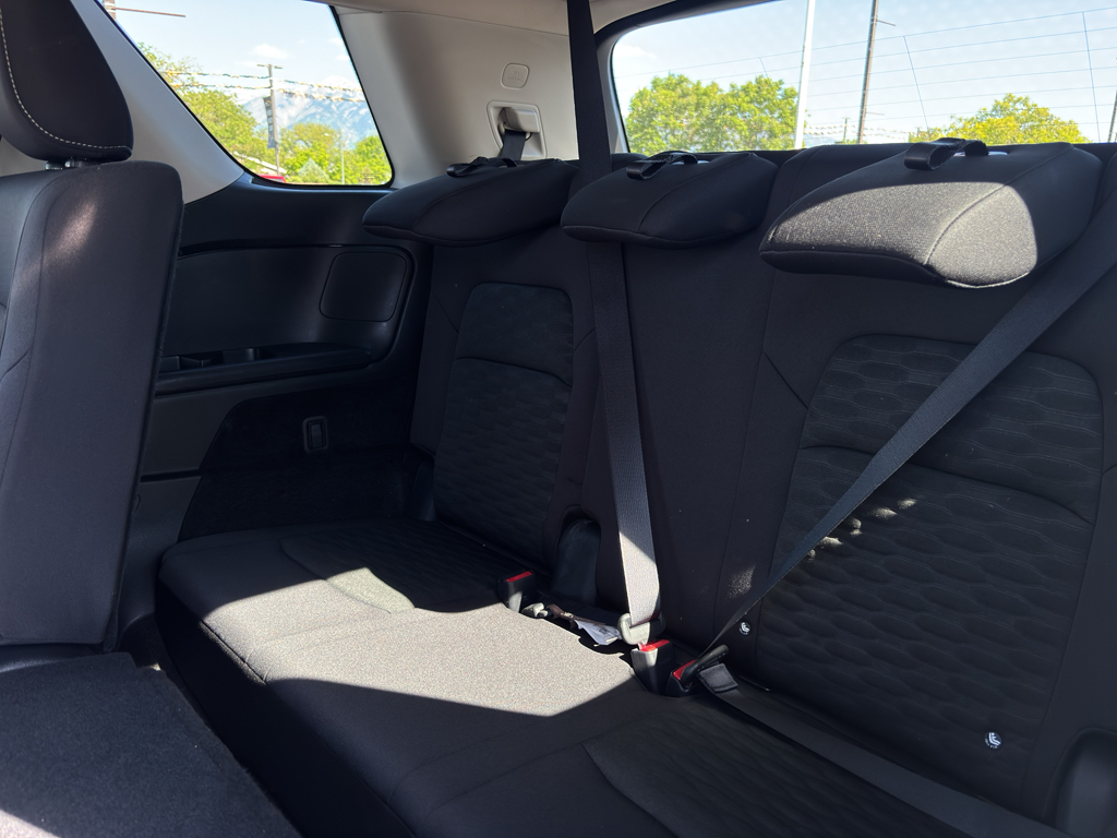 2024 Nissan Pathfinder SV - Photo 14