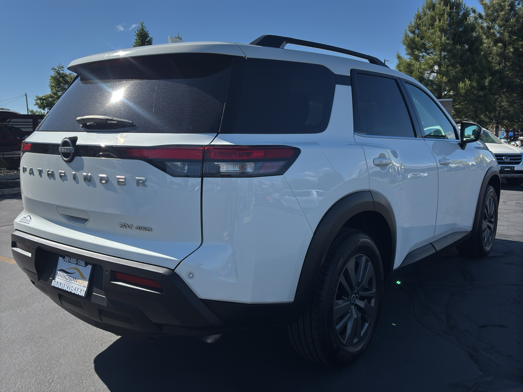 2024 Nissan Pathfinder SV - Photo 7