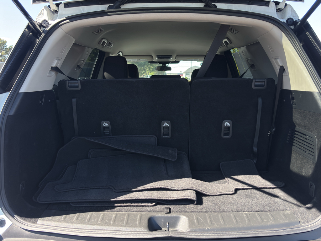 2024 Nissan Pathfinder SV - Photo 13