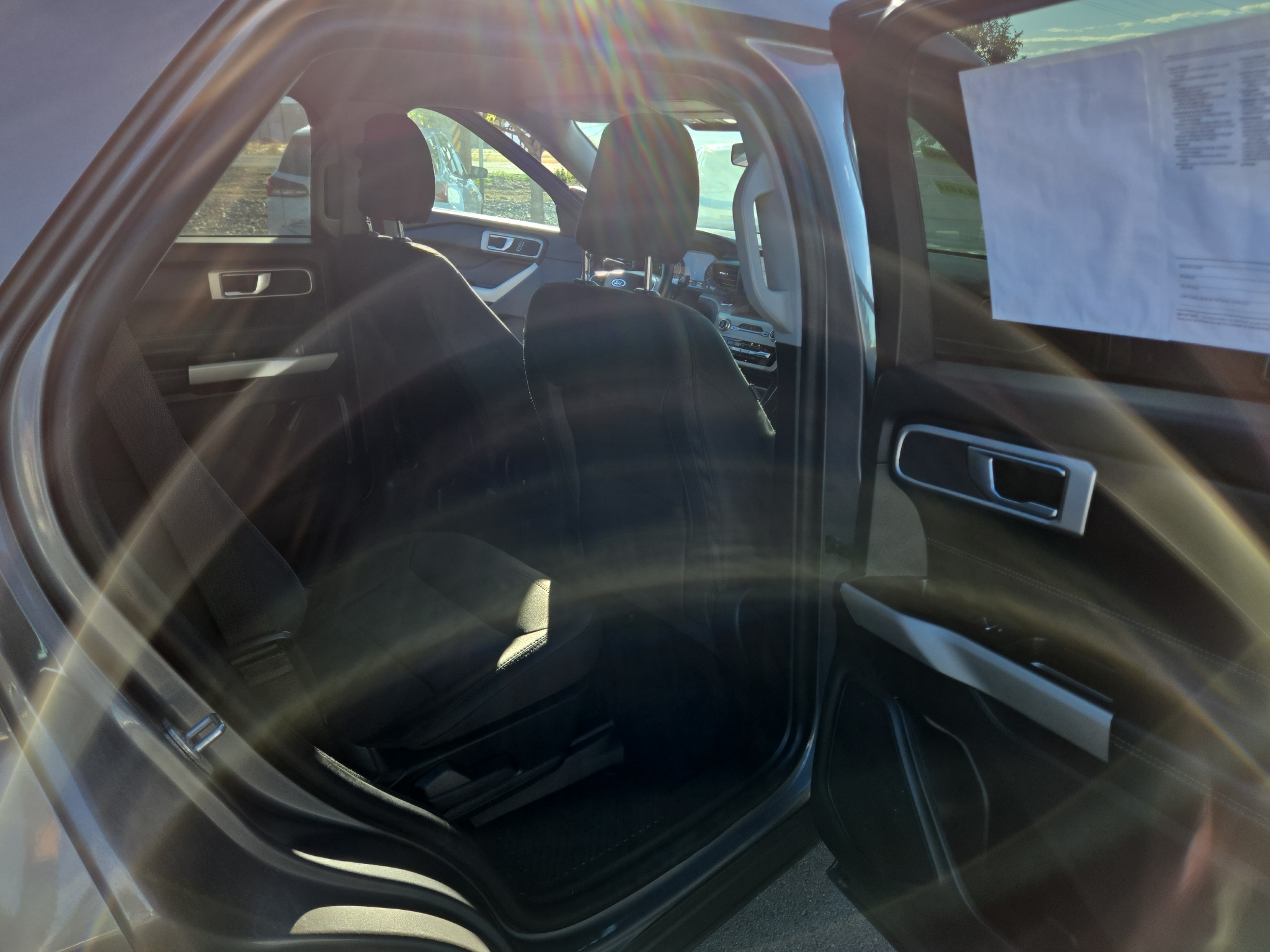 2022 Ford Explorer XLT - Photo 16