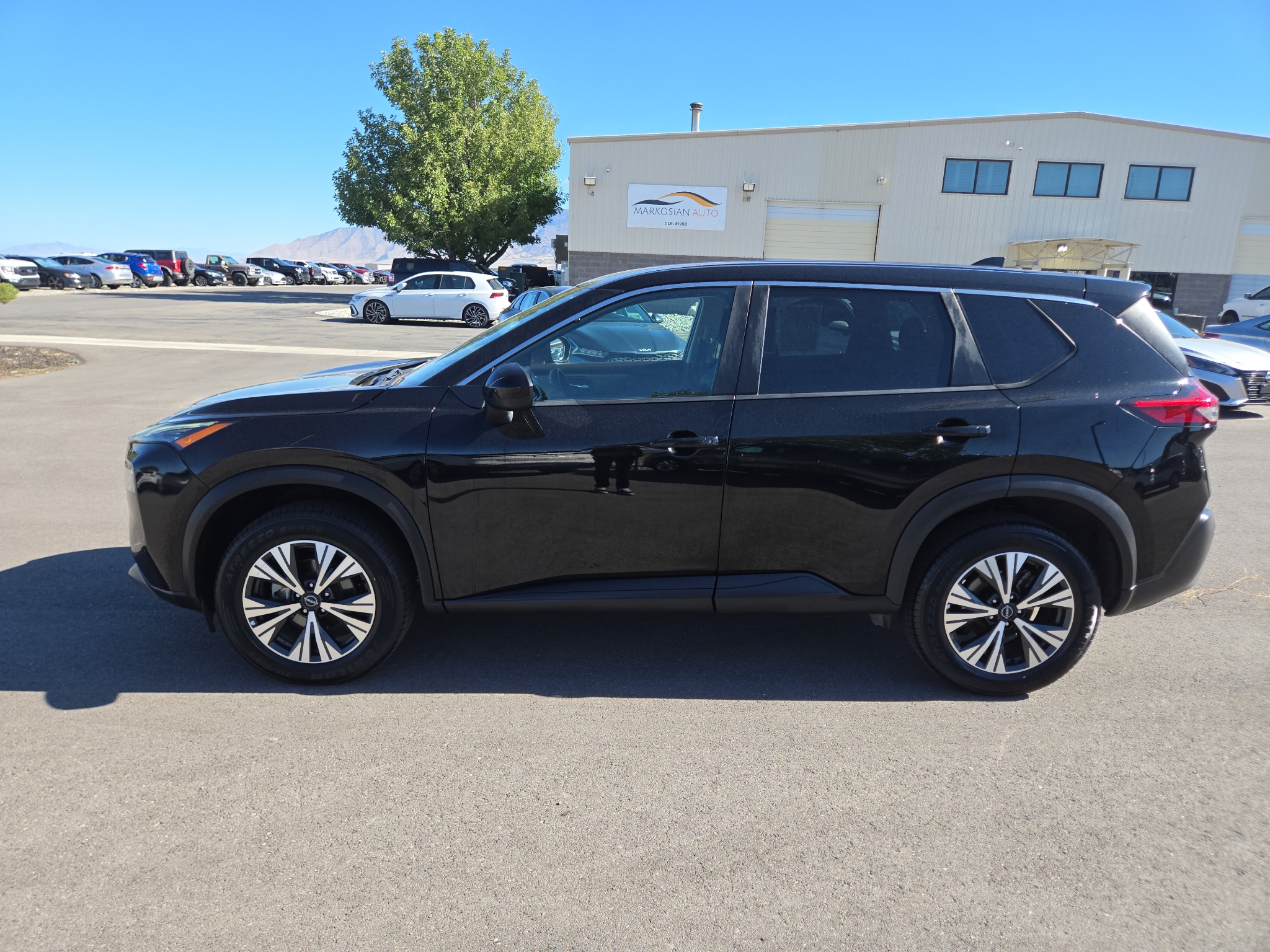 2023 Nissan Rogue SV - Photo 21